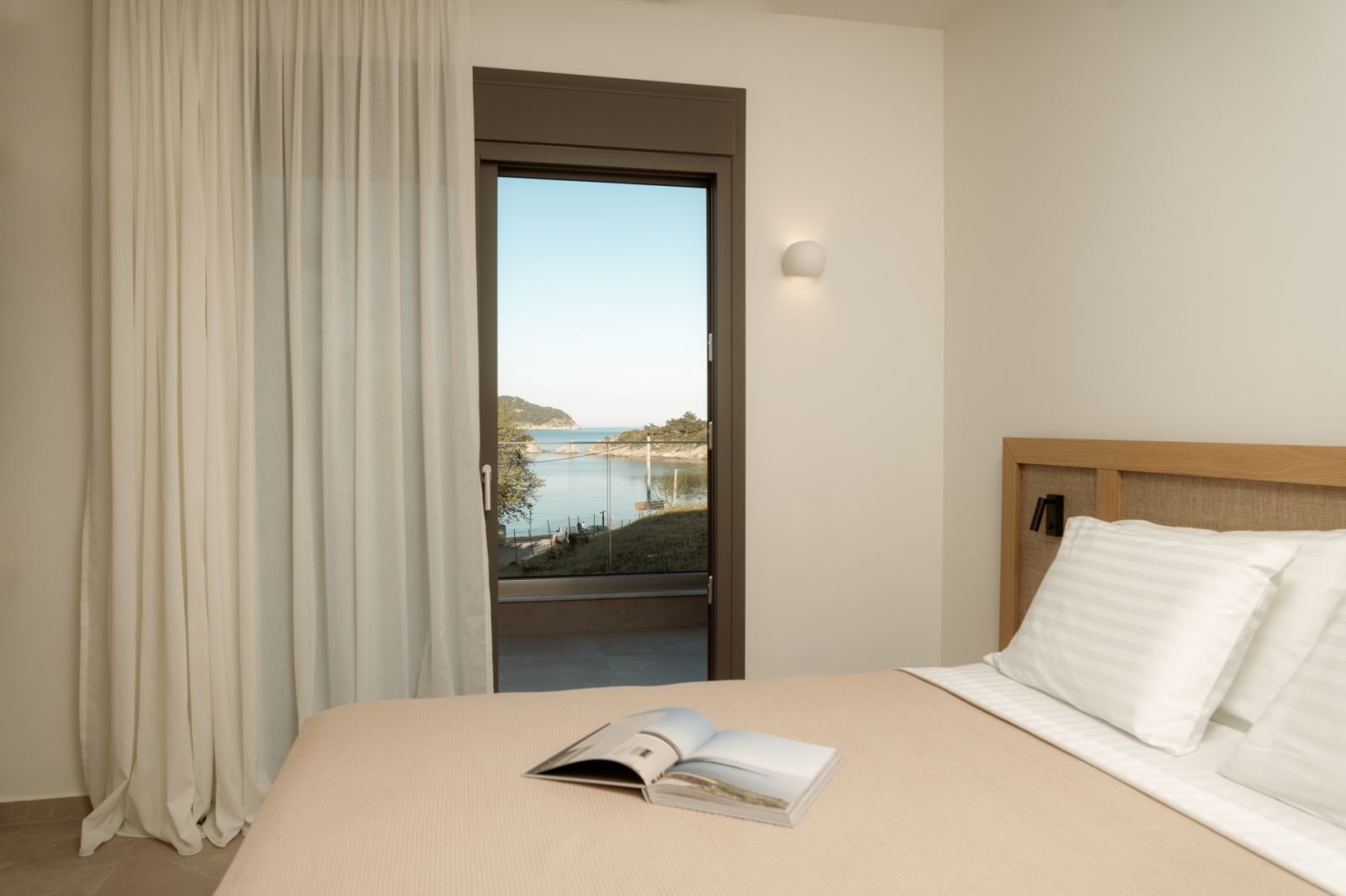 One-Bedroom Accessible Apartment