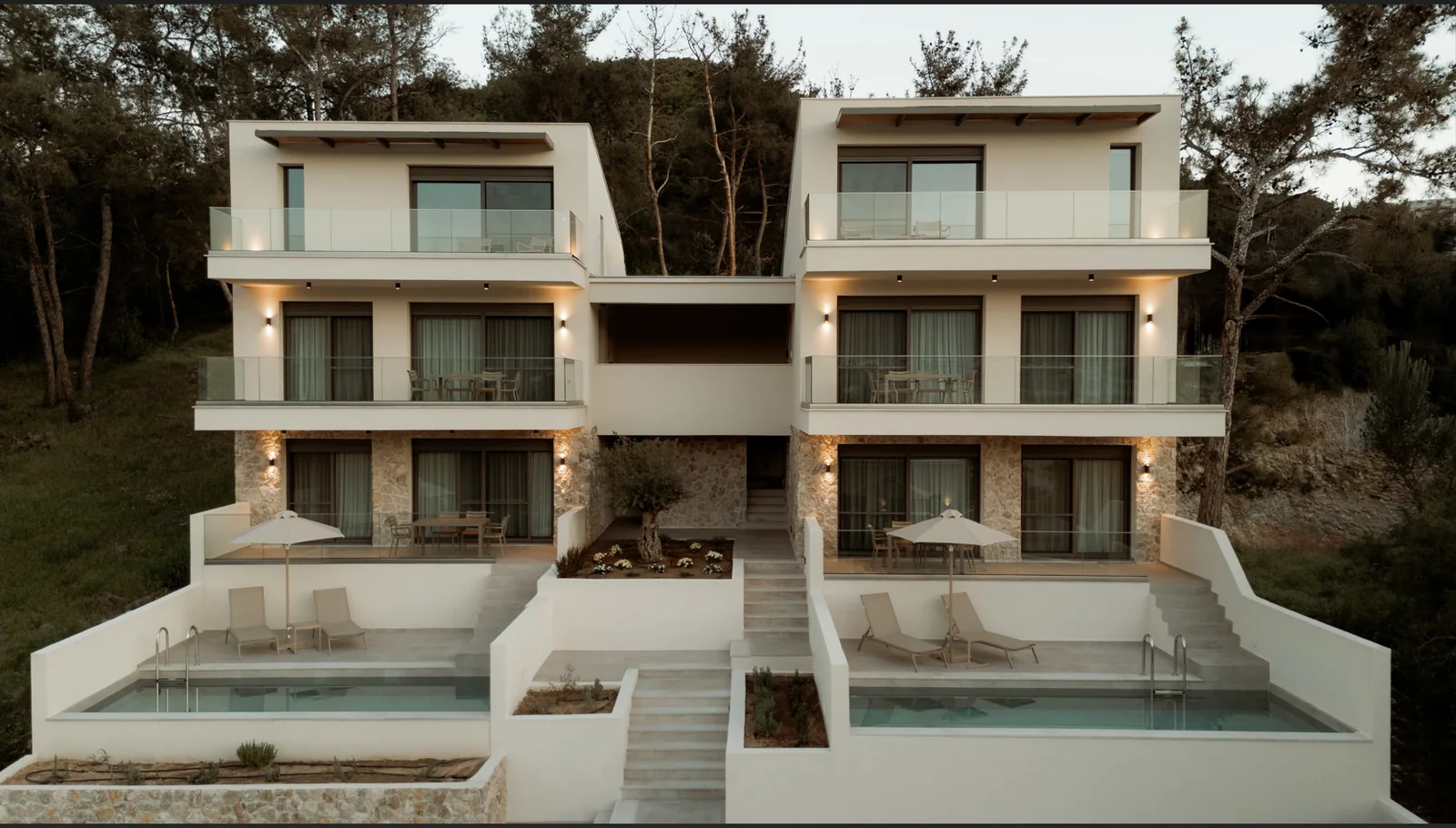AKTIS Seaside Living